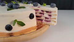 Lukier z serka śmietankowego i bitej śmietany: idealny przepis na kremowe, świeże ciasta